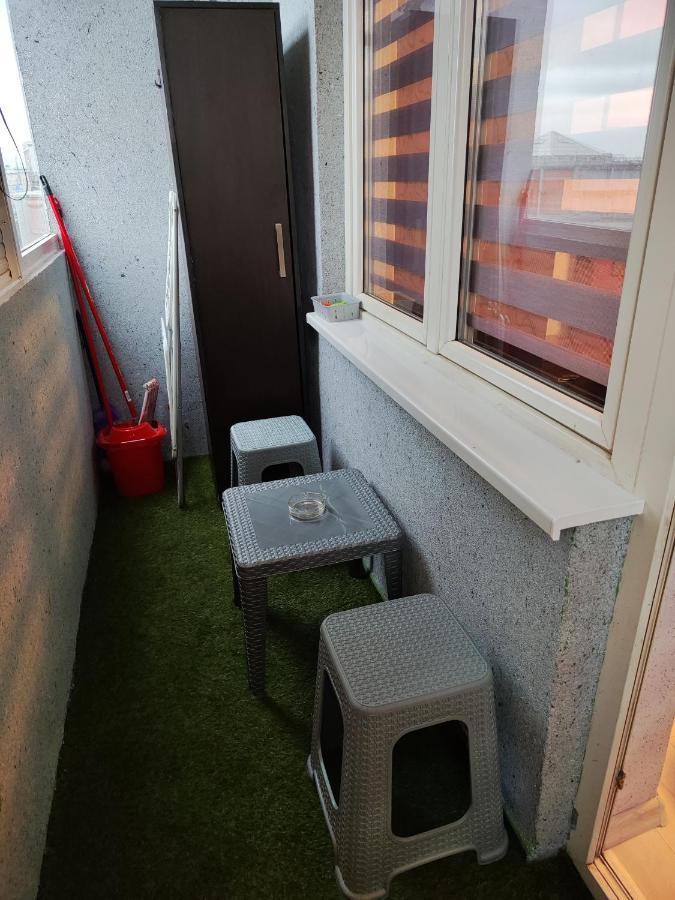 Centrum Lux Apartment Ni Exterior foto